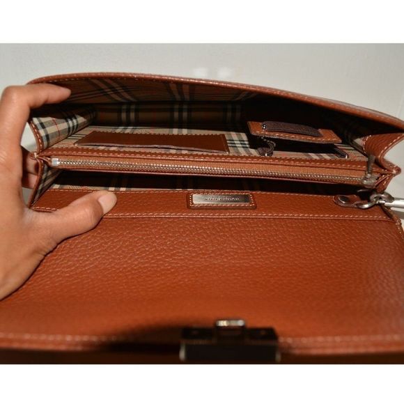 BURBERRY london clutches brown leather - Picture 13 of 16